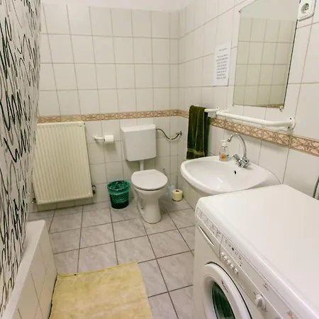 Colors Guest House Budapest * Budapeşte