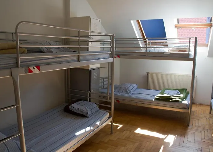 Colors Guest House Budapest * Budapeste